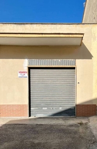 Garage in vendita a Orta Nova via Martiri della Resistenza, 27