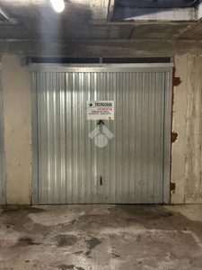Garage in vendita a Perugia box Via Serao, 28