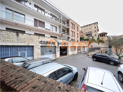 Garage in vendita a Perugia via Santa Margherita