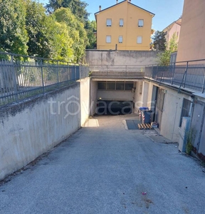 Garage in vendita a Spoleto viale Guglielmo Marconi