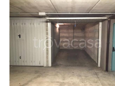 Garage in vendita a Terni via Lucio Libertini, 2