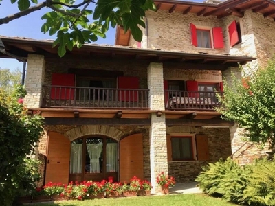 Lussuoso casale in vendita Borgata Grangetta, Roccabruna, Cuneo, Piemonte