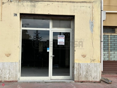 Negozio/Locale commerciale in Affitto in a Caltanissetta
