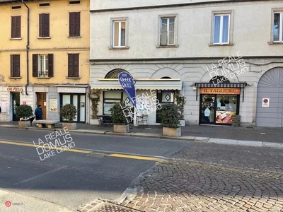 Negozio/Locale commerciale in Affitto in Via Milano 143 a Como