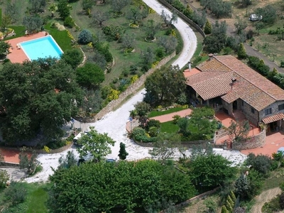 Esclusiva villa di 200 mq Via Genè e Giuseppe Larini, 42, Capraia e Limite, Firenze, Toscana