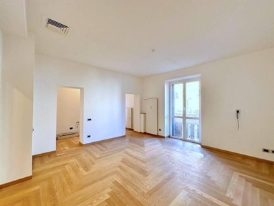 Prestigioso appartamento di 110 m² in vendita Corso Cristoforo Colombo, 5, Milano, Lombardia