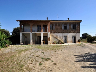 Porzione di Bifamiliare in Vendita a Montepulciano