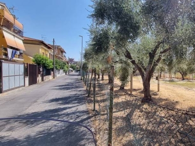 Terreno Residenziale in vendita a Roma via Fossato Serralta