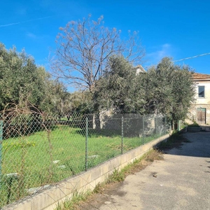 Terreno Residenziale in vendita a Città Sant'Angelo viale Matrino, 44