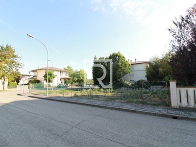 Terreno Residenziale in vendita a Forlì via del pino, 1