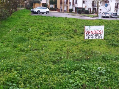 Terreno Residenziale in vendita a Lugo via Roberto Ruffilli, 3
