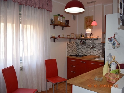 Trilocale in Affitto a Caltanissetta, zona Centrale, 440€, 65 m², arredato