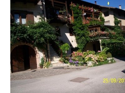 Affitto Appartamento Vacanze a Comano Terme, Frazione Vigo Lomaso, Via Borgo Vecchio 77