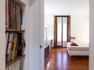 Stanza in affitto in appartamento con 4 camere da letto, Città Studi, Milano