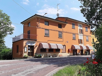 Vendita Ristorante, in zona SAN PROSPERO, VALSAMOGGIA