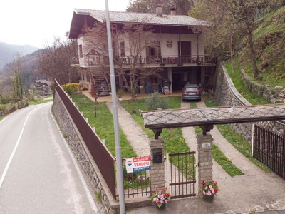 Villa in vendita a Bracca