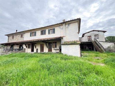 Appartamento da ristrutturare in zona Capannuccia a Bagno a Ripoli
