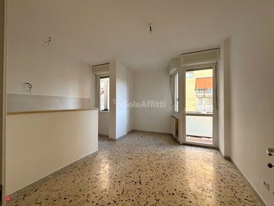 Appartamento in Affitto in Via Eugenio Torelli Viollier 109 a Roma