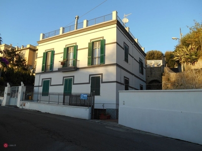 Appartamento in Affitto in Via Marechiaro 9 a Napoli