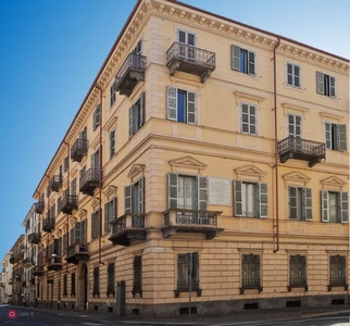 Appartamento in Affitto in Via Maria Vittoria 18 a Torino