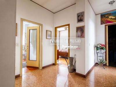 Appartamento in vendita a Milano Lorenteggio