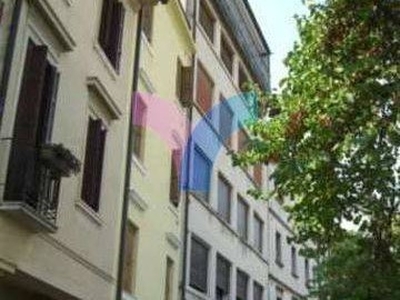 Appartamento in Vendita a Treviso, 168'525€, 140 m²