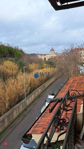 Attico/Mansarda in Affitto in Via delle Fornaci a Roma