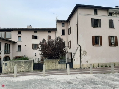 Attico/Mansarda in Affitto in Via Giacomo Puccini a Roè Volciano