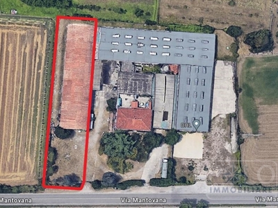 Capannone in Vendita a Verona, 600'000€, 1098 m²