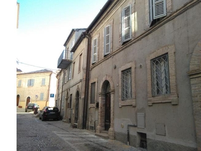 Casa indipendente in vendita a Ripatransone, Via Giuseppe Garibaldi 34