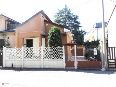Casa indipendente in Affitto in Via Padova 112 a Senago