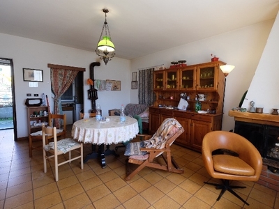 Casa indipendente in strada sbernera - Mioglia