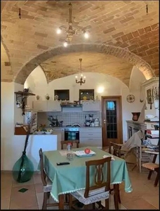 Casa indipendente in vendita a Loreto Aprutino