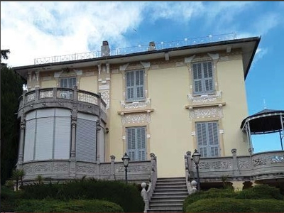 Casa indipendente in Via Rocca di Legino - Savona