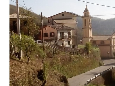 Casa indipendente in vendita a Mezzanego, Frazione San Siro Foce