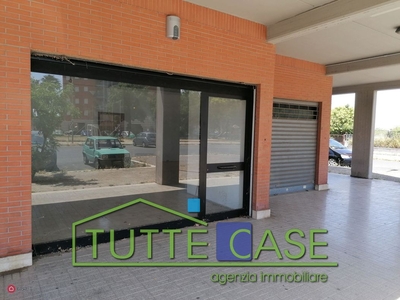 Negozio/Locale commerciale in Affitto in Via Sante Palumbo 10 a Latina