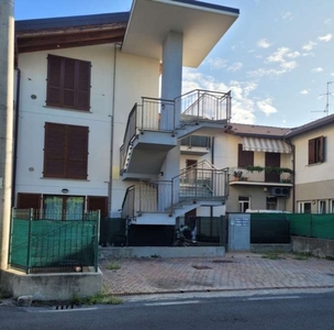 Quadrilocale in Via general Cantore 20, Cantù, 2 bagni, 105 m²