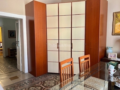 Trilocale in Affitto a Bari, zona Carrassi, 670€, 68 m², arredato