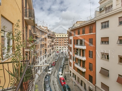 Trilocale in Vendita a Roma, 379'000€, 77 m²