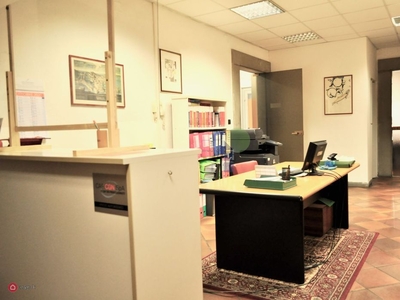 Ufficio in Affitto in Scali D'Azeglio 10 a Livorno