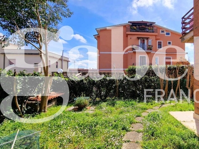 Villa a schiera di 108 mq in vendita - Roma
