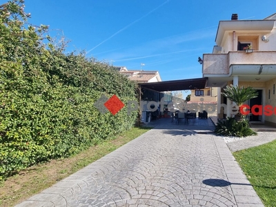 Villa a schiera di 75 mq in vendita - Pomezia