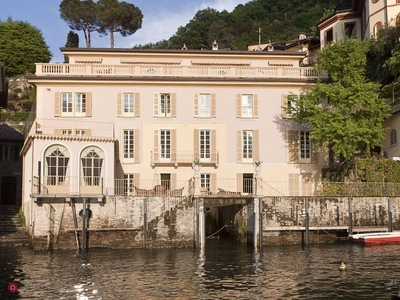Villa in Affitto in Via Bartolomeo de Benzi 2 a Torno