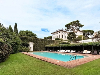 Villa in Vendita a Genova, 480 m²