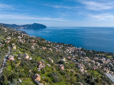 Villa in Vendita a Genova, zona Nervi, 1'200'000€, 145 m²