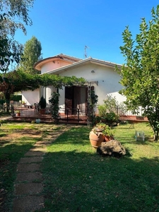 Villa via delle carrarecce, Colonna (RM)