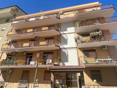Appartamento in affitto a Reggio di Calabria contrada Falcone, 2b