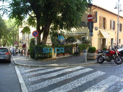 GROTTAFERRATA - LICENZA - IN PIENO CENTRO