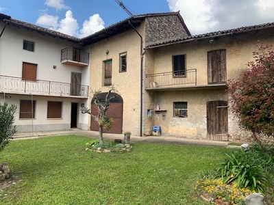 rustico / casale in vendita a San Vito di Fagagna