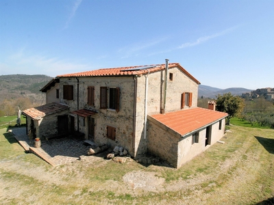 Rustico casale in zona Torniella a Roccastrada